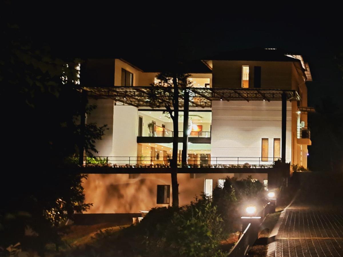 Viceroy Luxury Mountain Resort And Spa ムンナール エクステリア 写真