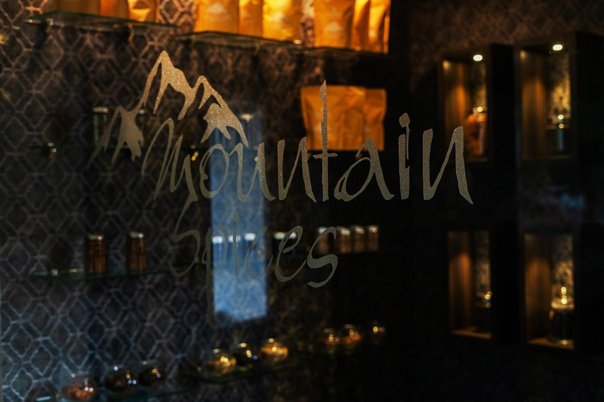 Viceroy Luxury Mountain Resort And Spa ムンナール エクステリア 写真