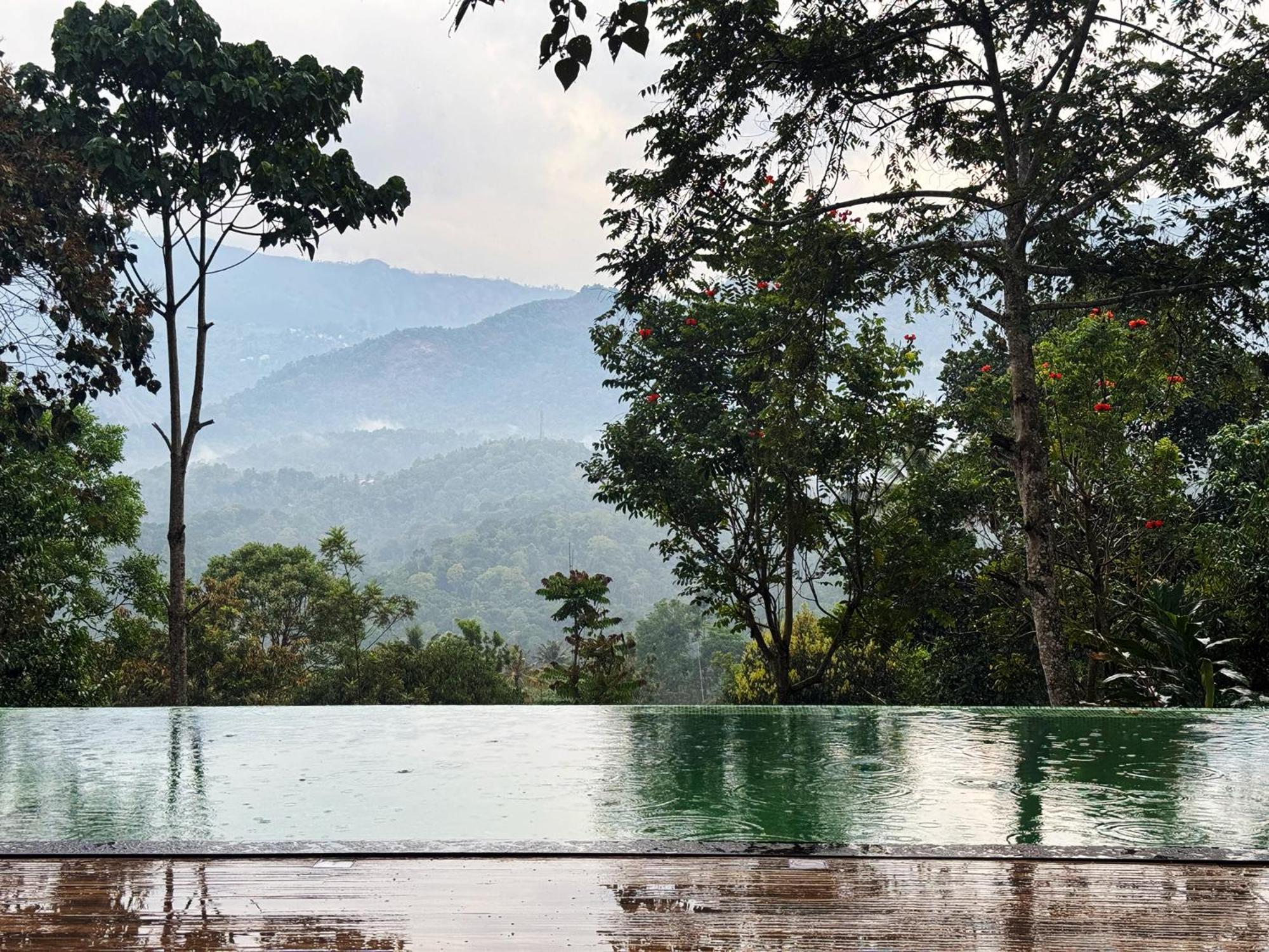 Viceroy Luxury Mountain Resort And Spa ムンナール エクステリア 写真