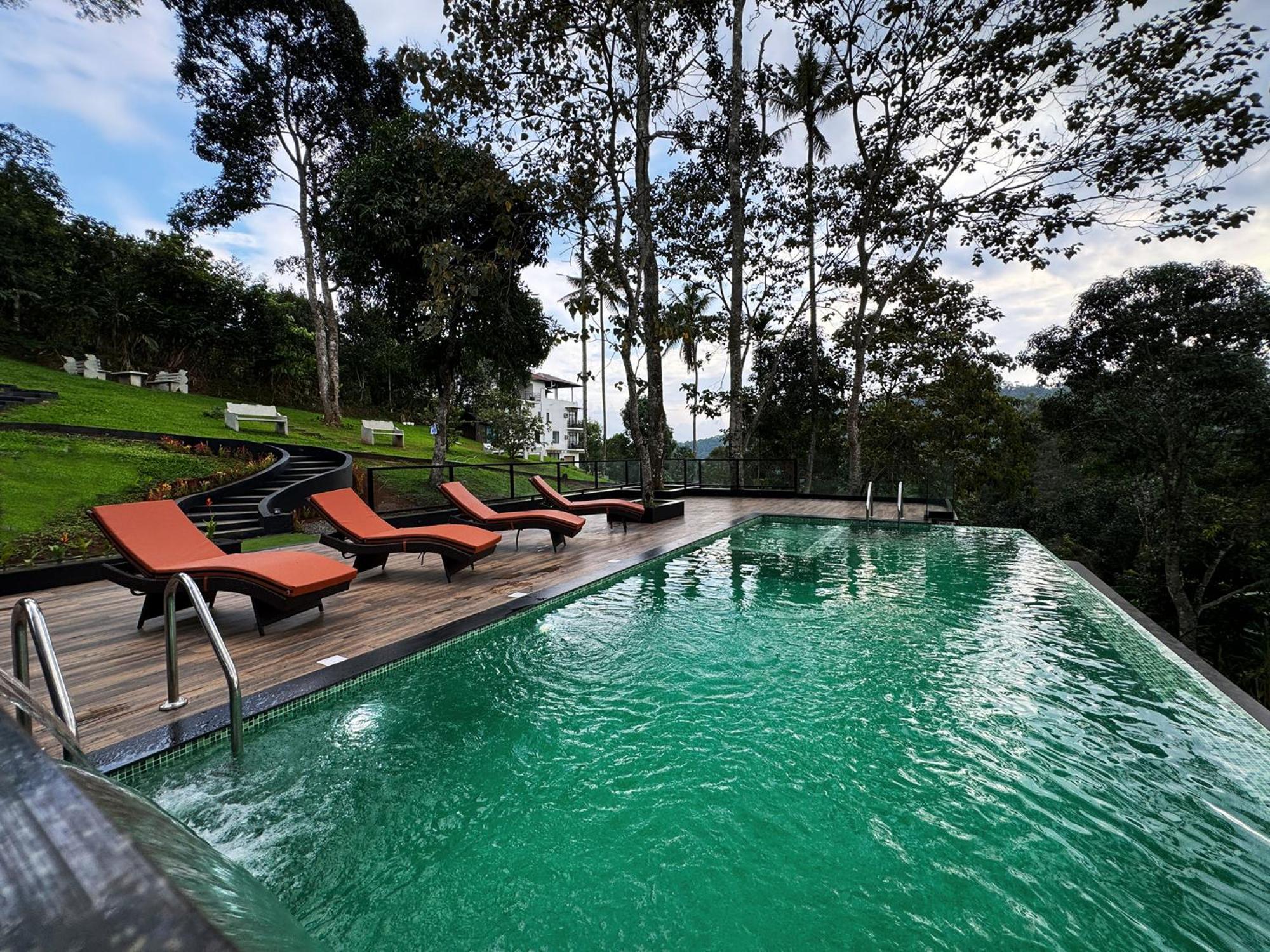 Viceroy Luxury Mountain Resort And Spa ムンナール エクステリア 写真